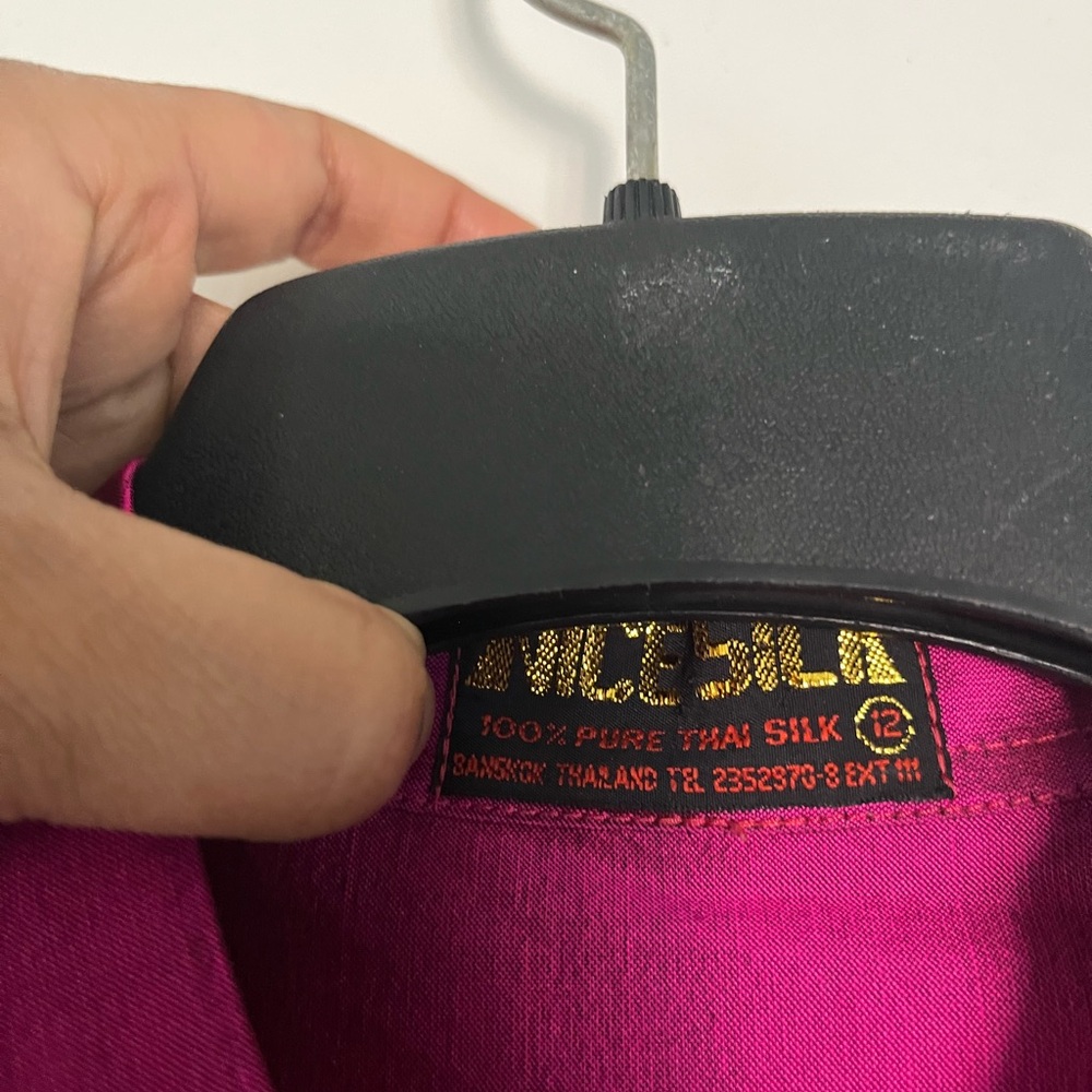 Women's Magenta Thai Silk Button-Up Blouse - Picture 3 of 9